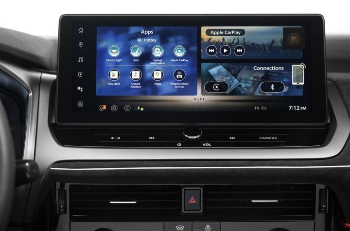 Imagen de la pantalla del sistema multimedia de un Nissan Qashqai 2024