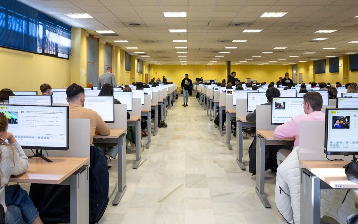 ¿Quieres saber la nota del examen de conducir nada más terminarlo? La DGT ya permite hacerlo